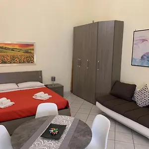  Hébergement de vacances Centro Storico La Casa Di Ciro